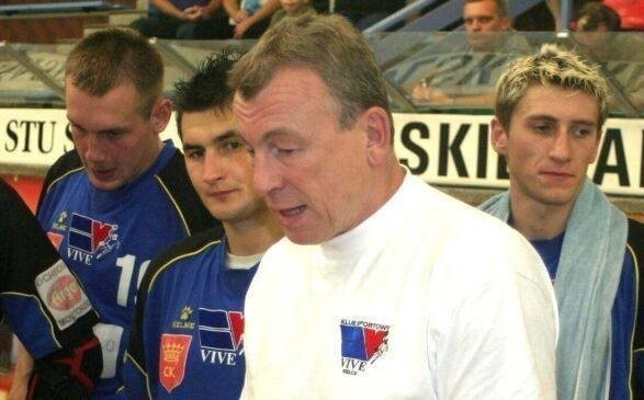 Zbigniew Tłuczyński jako trener Vive Kielce.