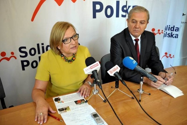 Beata Kempa i Kazimierz Ziobro podczas konferencji w Rzeszowie.