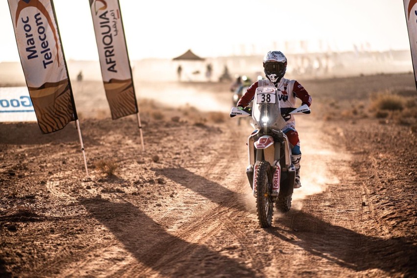 Maciej Giemza z Orlen Team o świętach w Piekoszowie, Sylwestrze z narzeczoną i trzecim w karierze Rajdzie Dakar [WIDEO, ZDJĘCIA]