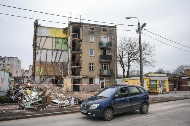Do wybuchu kamienicy na poznańskim Dębcu doszło na początku marca