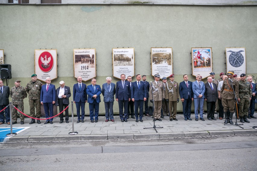 Kraków. Wymarsz Kadrówki, nowe odznaczenie państwowe i...