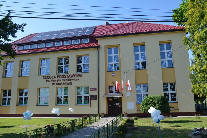 Mniszów. Obchody jubileuszu 100-lecia Szkoły Podstawowej