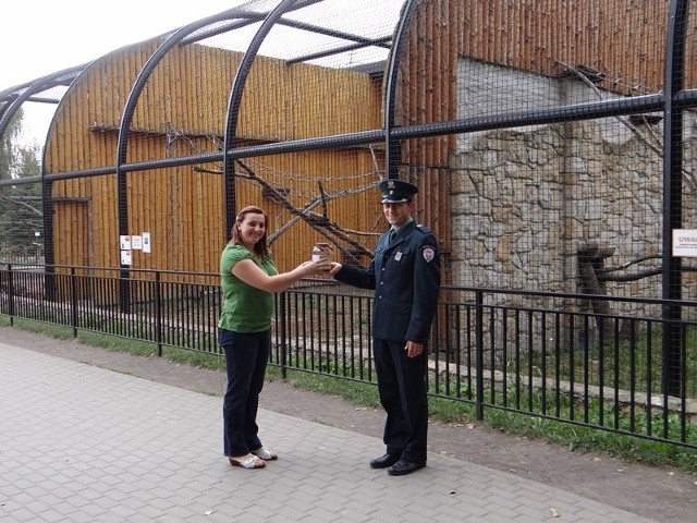 Celnicy przekazali pijawki do Ogrodu Zoologicznego w Zamościu.