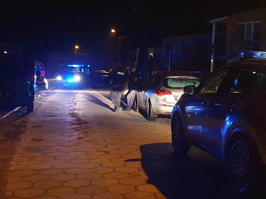 Policja szuka uzbrojonego 37-latka z Aleksandrowa...