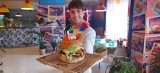 Florida Ananas Burger Bar w Łodzi, czyli... Miami na Retkini. Kolejny lokal po Kuchennych Rewolucjach Magdy Gessler. Oto MENU i CENY