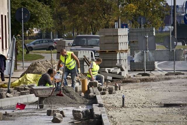 Ulica Brzozowa jest właśnie remontowana. Jak obiecują kandydaci na prezydenta Bydgoszczy, takich remontów będzie więcej