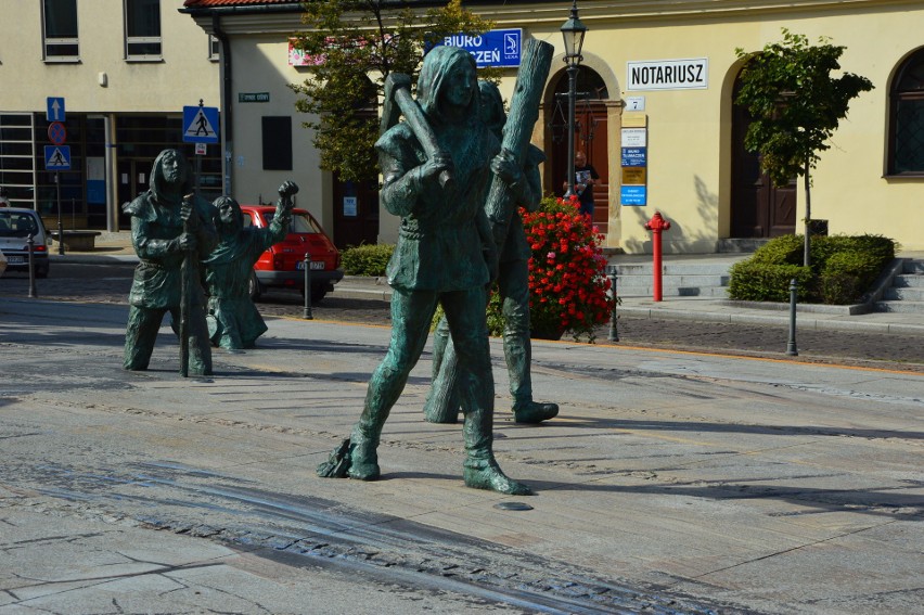 Niszczeje atrakcja turystyczna Wieliczki. Największe w Polsce malowidło 3D znika z rynku [ZDJĘCIA]