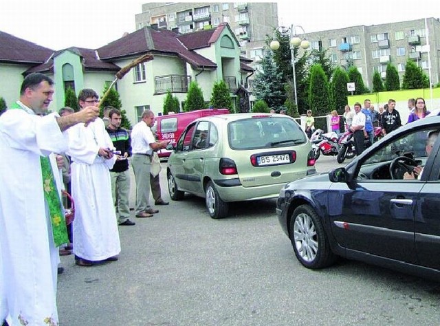 Akcję &#8222;Krzyś&#8221; parafia zorganizowała już po raz siódmy. Inicjatywa, za każdym razem skupia tysiące kierowców.