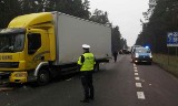 Suwałki: Wypadek na DK8. Samochód osobowy zderzył się z ciężarówką [ZDJĘCIA]