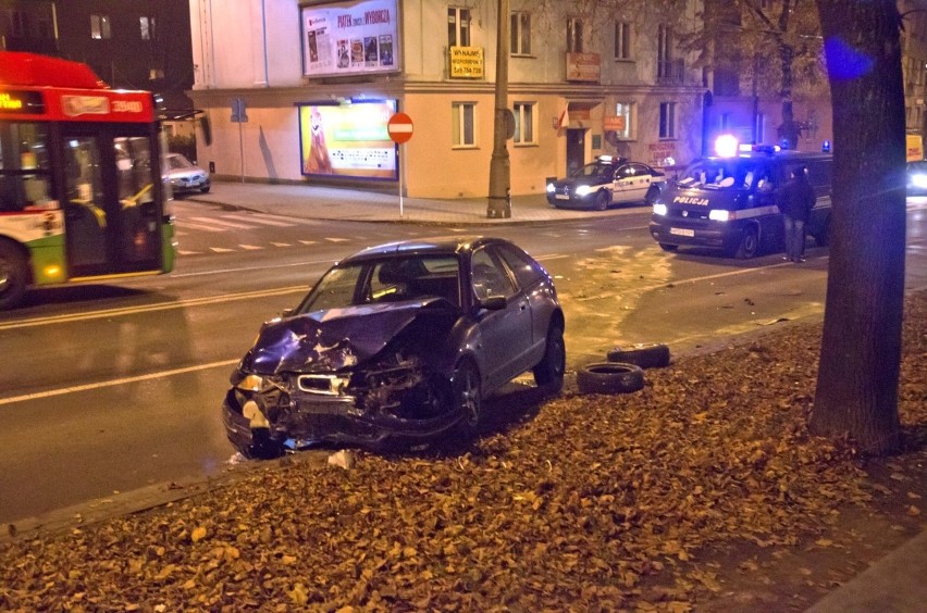 Dwa samochody zderzyły się na ul. Lipowej w Lublinie (ZDJĘCIA)
