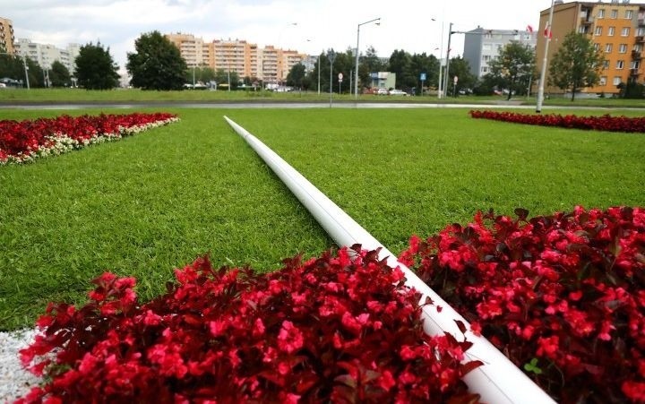 W Stalowej Woli runął maszt. To burza, czy nieznani sprawcy? 