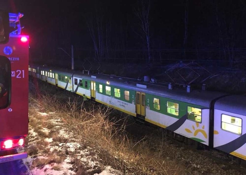 Śmiertelny wypadek w okolicach Bartodziejów. Pod kołami pociągu Radom - Warszawa zginął mężczyzna. 