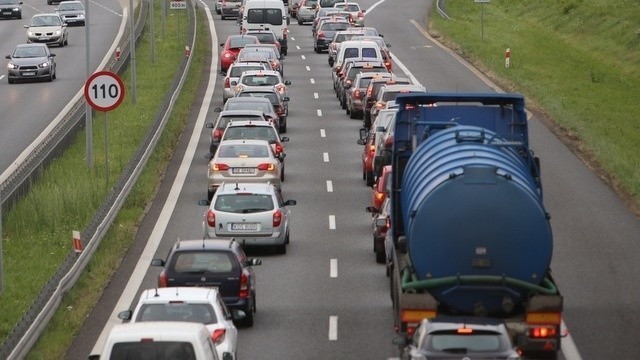 Trudny dzień na autostradzie A4. Co chwilę ją zamykali