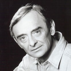 Jerzy Bończak wyreżyserował spektakl i wystąpił w nim gościnnie.