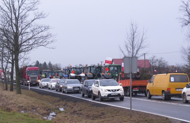 Kierowcy jadący trasą Lipnica-Kowalewo Pomorskie w środę, 9 lutego muszą uzbroić się w cierpliwość