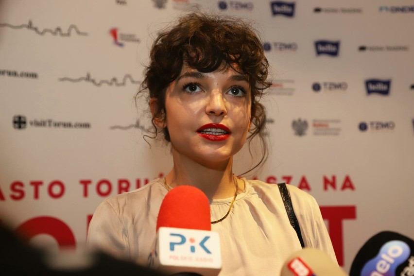 Marysia Dębska w 2020 roku poślubiła aktora Marcina Bosaka....