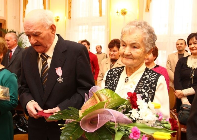 Janina i Tadeusz Mąkosa są małżeństwem już od 65 lat.