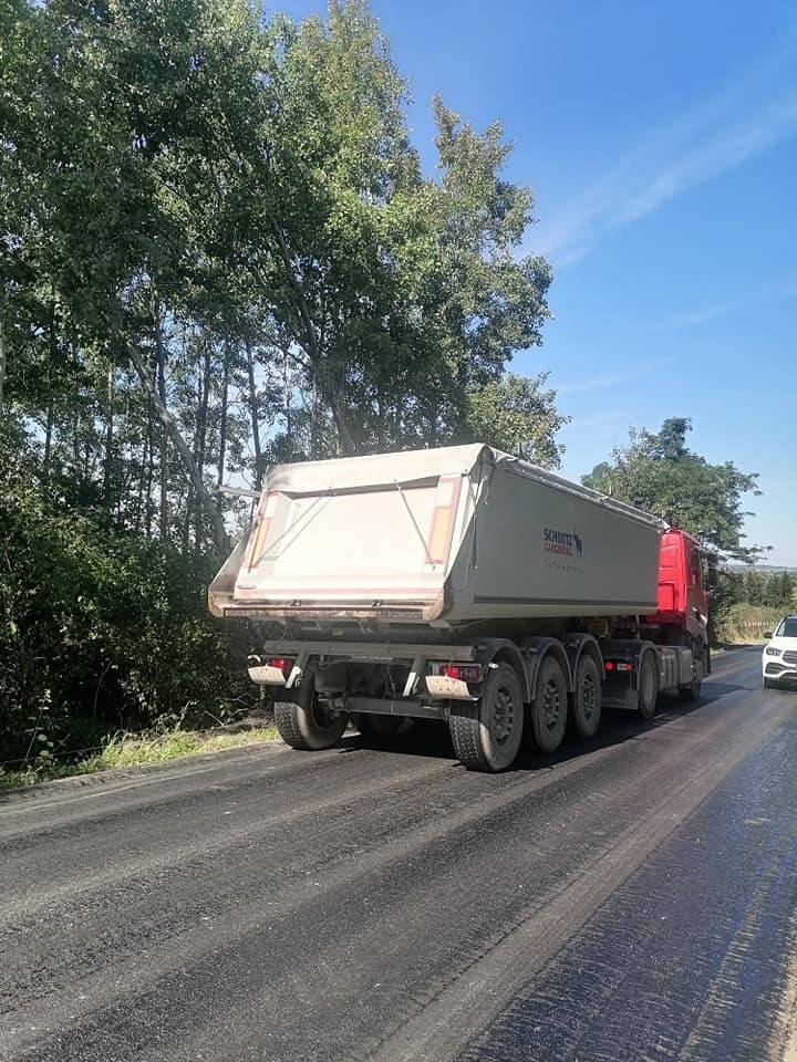 Nowa droga w gminie Wyśmierzyce prawie gotowa. Ruszają prace w Starej Błotnicy. Starostwo ma pieniądze z Polskiego Ładu