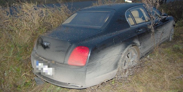 Skradziony bentley to najbardziej luksusowe auto zatrzymane przez podlaskich pograniczników