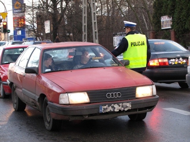 Kierowca audi był w stanie po użyciu alkoholu.