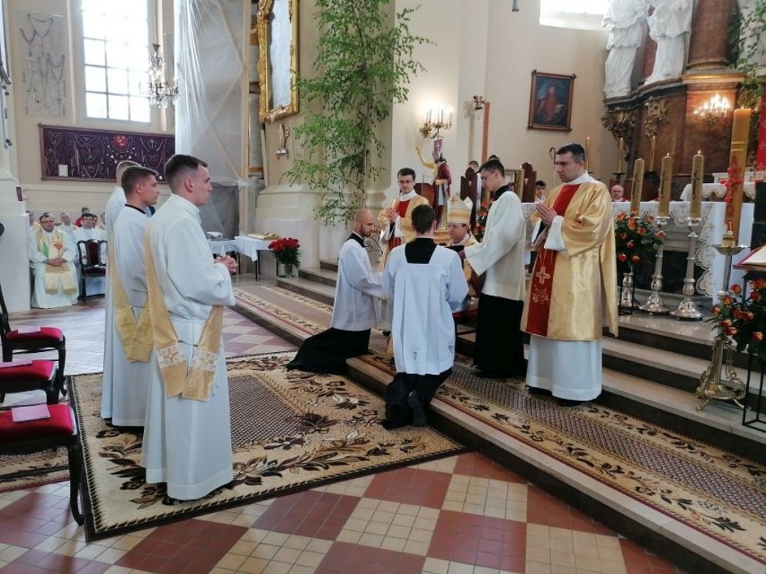 Nowi kapłani w regionie. Święcenia kapłańskie w Sanktuarium Różanostockim