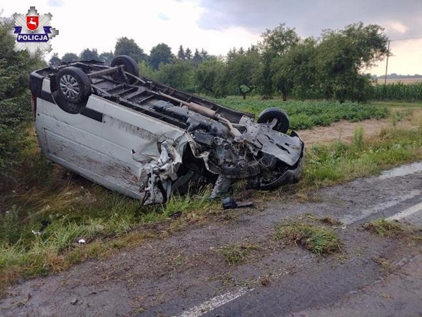 Śmiertelny wypadek na trasie Lublin-Łęczna. Nie żyje 40-letni kierowca dostawczaka