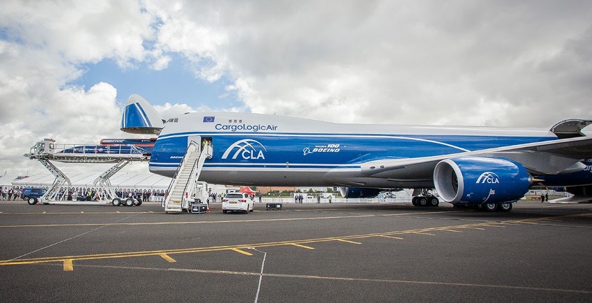 Boeing 747-400F linii CargoLogicAir