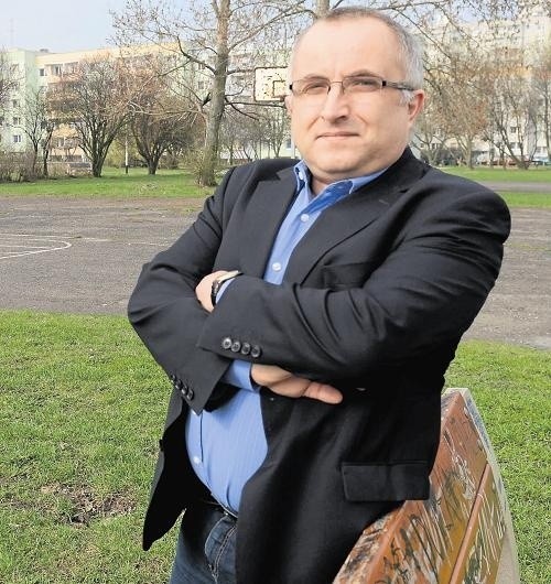 - Najpierw trzeba porozmawiać z mieszkańcami o przytulisku - uważa Marek Sternalski, szef klubu radnych Platformy