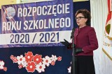 Marszałek Elżbieta Witek podczas rozpoczęcia roku szkolnego w liceum Sikorskiego we Włoszczowie. Co powiedziała [WIDEO, ZDJĘCIA]