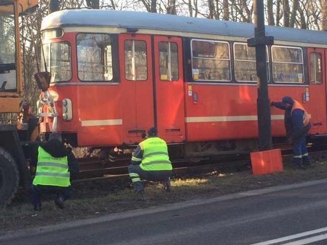 Tramwaj linii 26 wykoleił się w Sosnowcu Milowicach