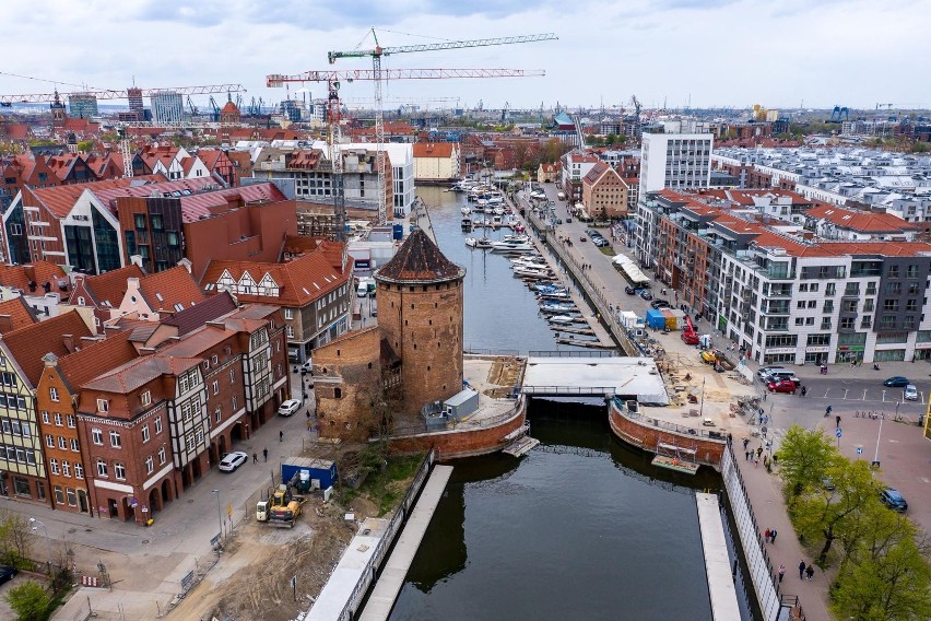 Gdańsk. Nowy zwodzony most w centrum miasta. Zobacz zdjęcia z lotu ptaka