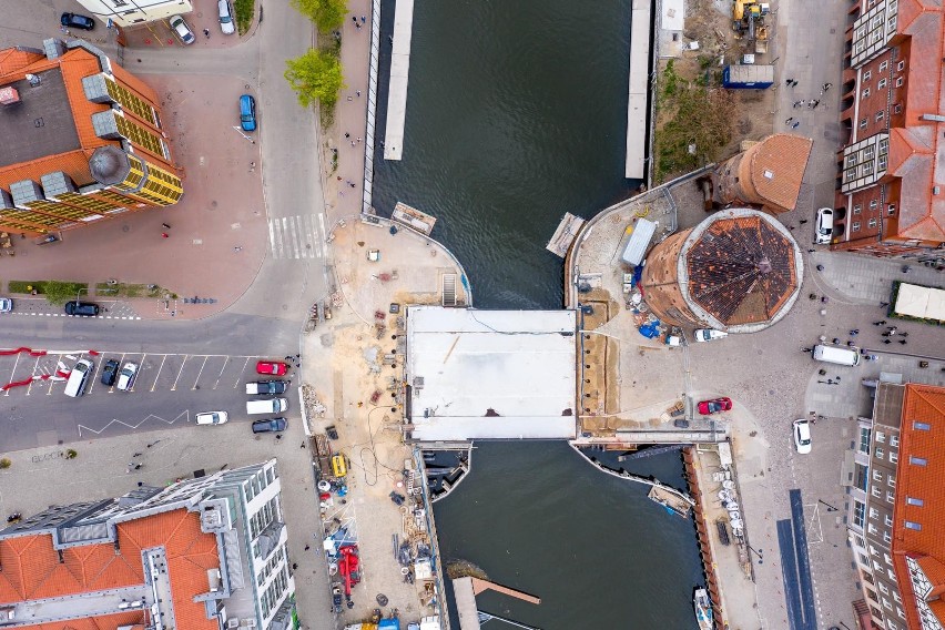Gdańsk. Nowy zwodzony most w centrum miasta. Zobacz zdjęcia z lotu ptaka