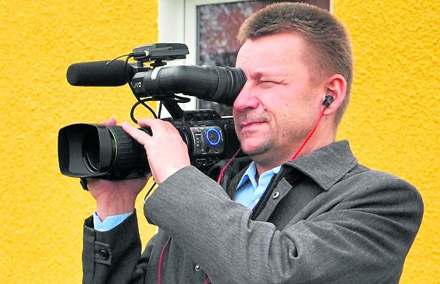 Radny Ryszard Brzycki udowodnił, że kamera, która służy mu do pracy, jest warta mniej niż 10 tysięcy złotych.