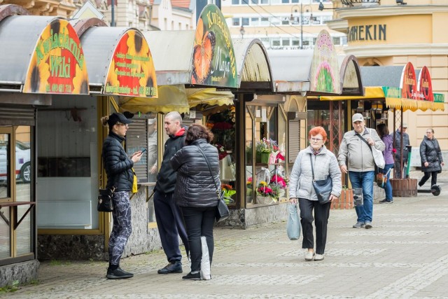 Kwiaciarki zostają na placu do 15 maja, ale możliwe, że i ten termin ulegnie zmianie.