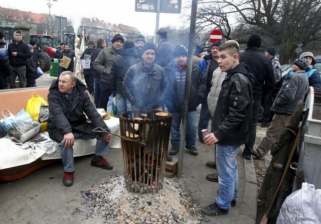 Wiec w obronie protestujących rolników w Szczecinie