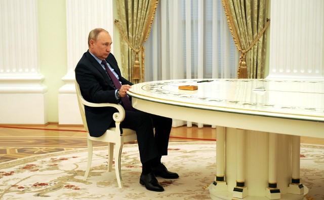 Za polityczne decyzje Putina płaci rosyjska gospodarka