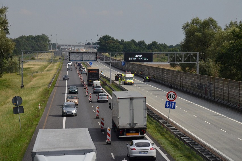 Darmowy przejazd autostradą A1, a na naszej A4 dalej korek (ZDJĘCIA)