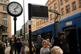 Autobusy bez komputerów, pasażerowie bez informacji. Kiedy tablice pokażą czas odjazdu?