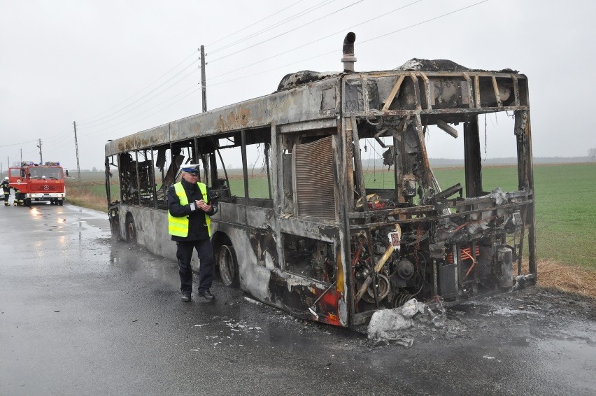 Pożar autobusu w powiecie tarnogórskim