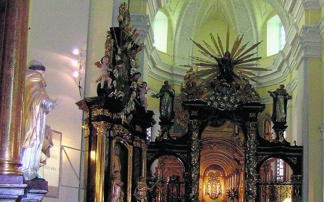 Dominikańskie Sanktuarium Matki Bożej Gidelskiej w pow....