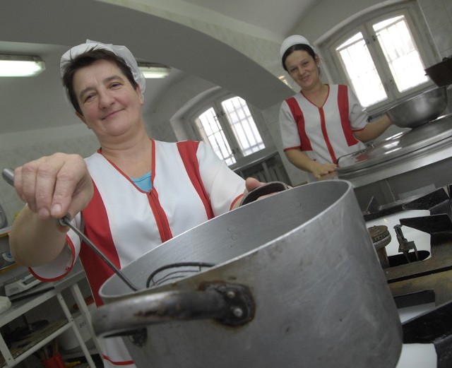 Bożena Smyrek i Agnieszka Badura gotują i w pracy i w domu.