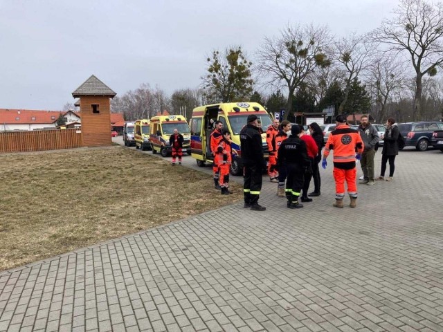 Niepełnosprawni z Ukrainy najpierw trafili do Smerzyna, później do Biskupina (na okres od 3 do 15/16.03.2022), by wreszcie zamieszkać w Toruniu. Na zdjęciu transport chorych.