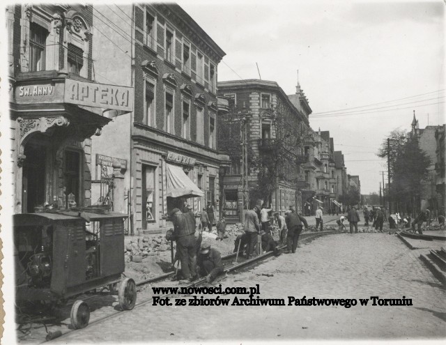 Zgodnie z umową, przegląd rozpoczynamy od zdjęć archiwalnych. Z tym pewnie nie będzie problemu.