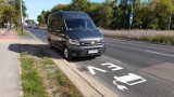 Buspasy dla "elektryków". Nowe oznakowanie na łódzkich ulicach ułatwi ruch ekologicznym pojazdom