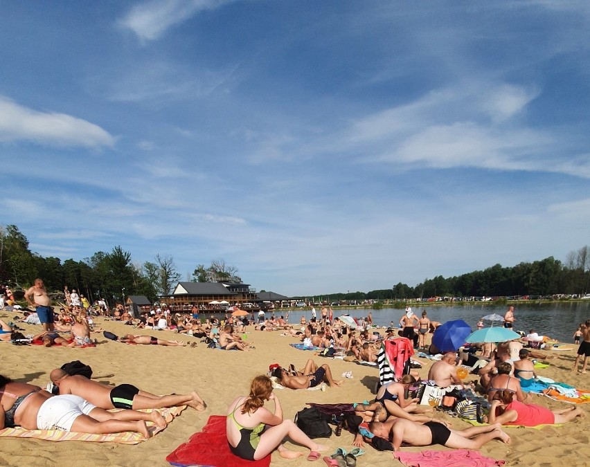 Rybakówka oblężona. Pogoda sprawiła, że w weekend tłumy...