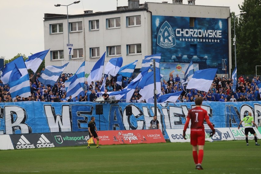 Taki mural można teraz podziwiać ze stadionu Ruchu na Cichej...