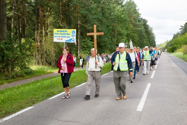 Przed rokiem ekumeniczna pielgrzymka do Wilna zgromadziła kilkaset osób. Pielgrzymi maszerują przez Polskę, Białoruś i Litwę.