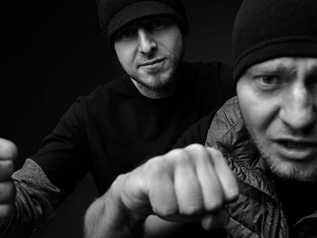 Kaliber 44 to jedna z najważniejszych polskich formacji hiphopowych.