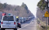 Ponad 2 tys. tirów czeka w 52 km kolejce do przejścia w Dorohusku