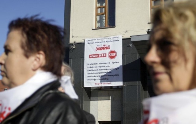 Jeśli manifestacja nie przyniesie konkretów w rozmowach z ministerstwem, związkowcy zapowiadają zaostrzenie działań